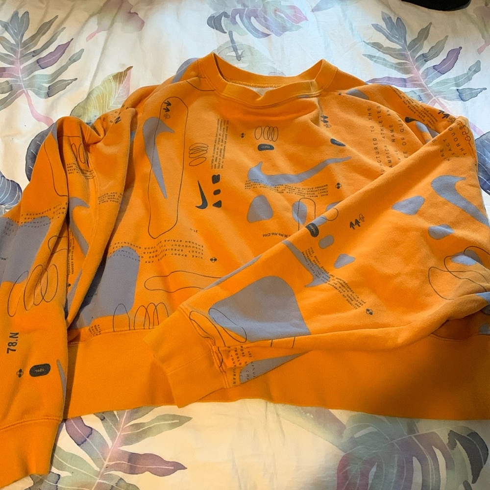 Rare Cropped oversized Nike - Picture 2 of 3